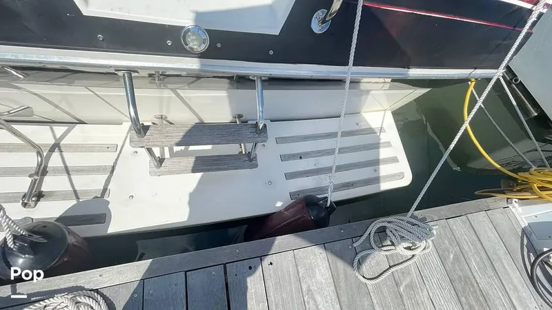 Slide: The Image of 1985 Wellcraft St Tropez 3200 for sale in Rockland, MA - 47