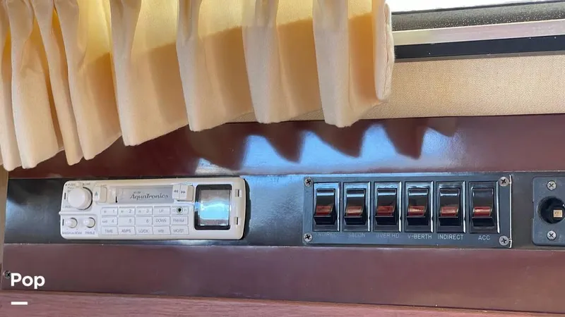 Slide: The Image of 1985 Wellcraft St Tropez 3200 for sale in Rockland, MA - 63