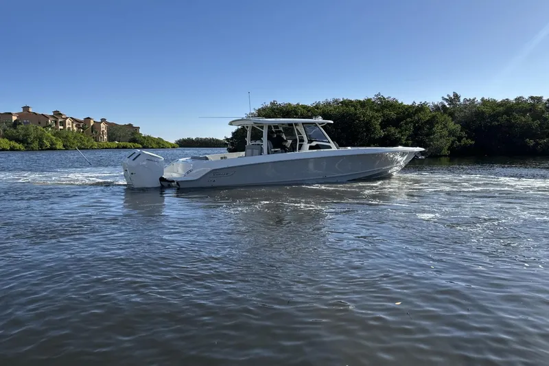 Slide: The Image of Boston Whaler 380 Outrage 2024 - 12
