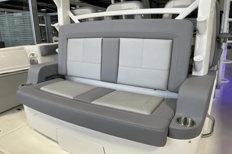 Slide: The Image of Boston Whaler 380 Outrage 2024 - 27