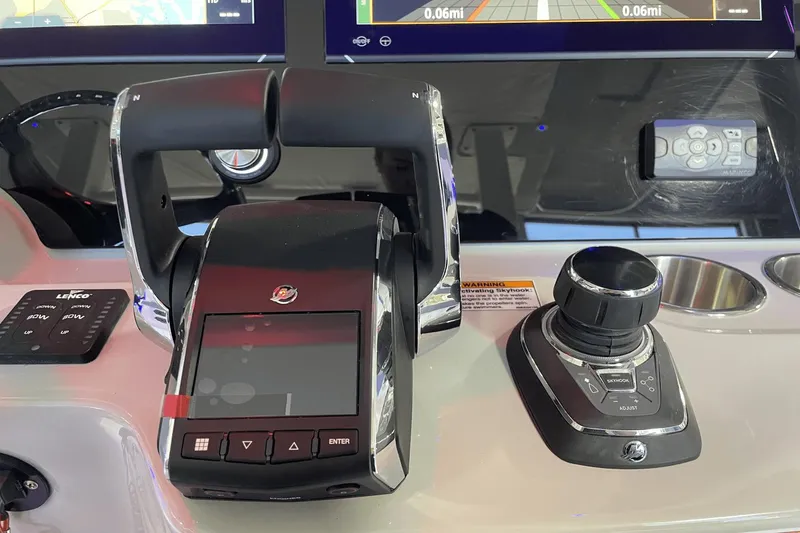 Slide: The Image of Boston Whaler 380 Outrage 2024 - 38