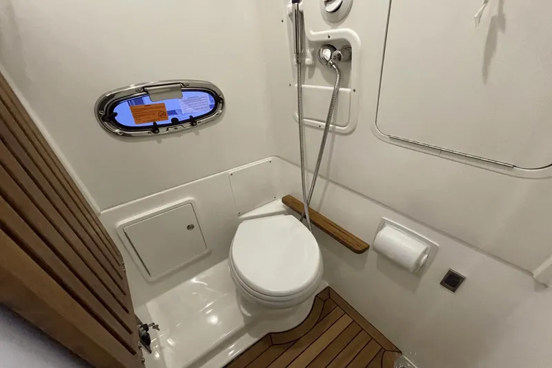 Slide: The Image of Boston Whaler 380 Outrage 2024 - 67