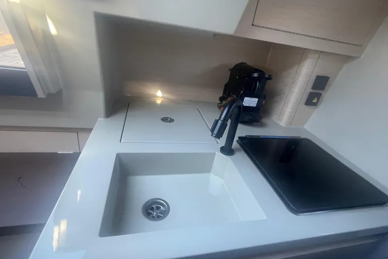 Slide: The Image of Saffier 33 Life 2026 - 16