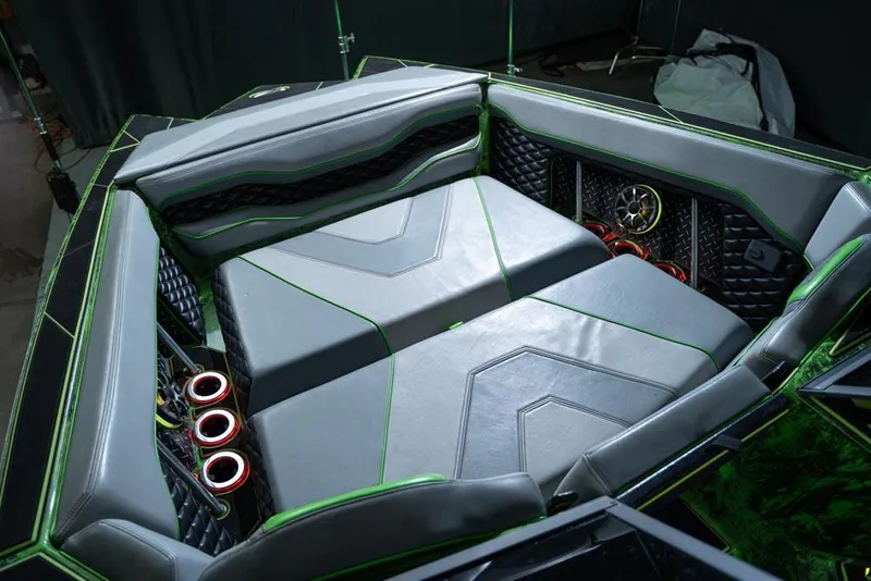 Slide: The Image of 2018 Pavati AL26 boat interior with luxurious seating and modern design. - 4