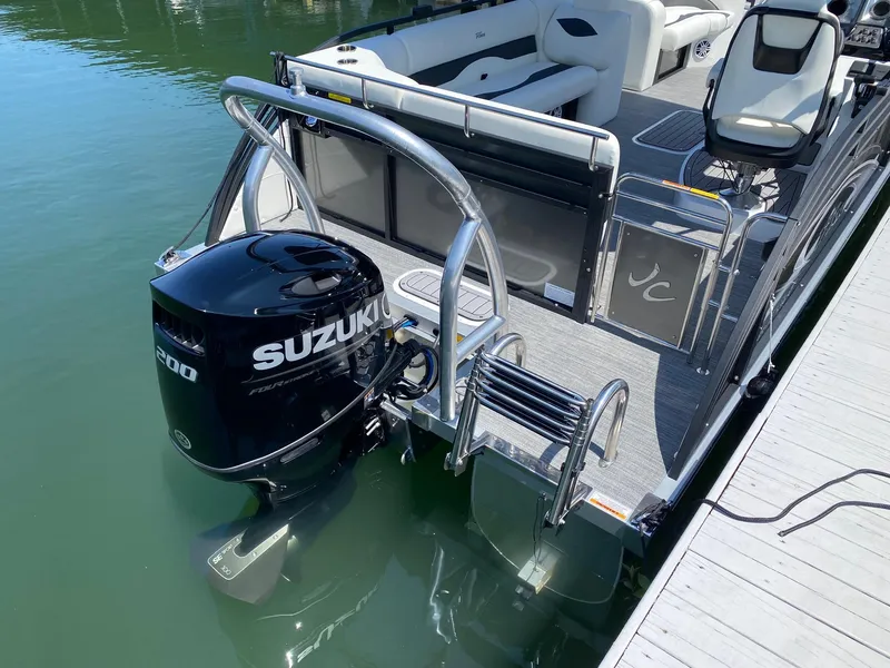 Slide: The Image of 2024 JC NEPTOON SPORT 21TT pontoon boat with Suzuki outboard motor. - 20