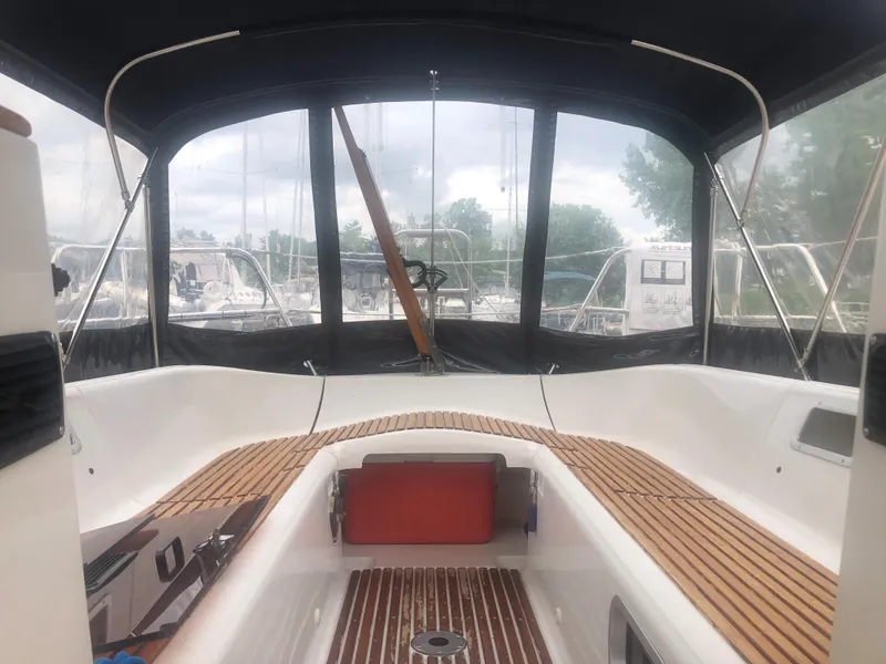 Slide: The Image of Jeanneau Sunshine 38 1988 - 4