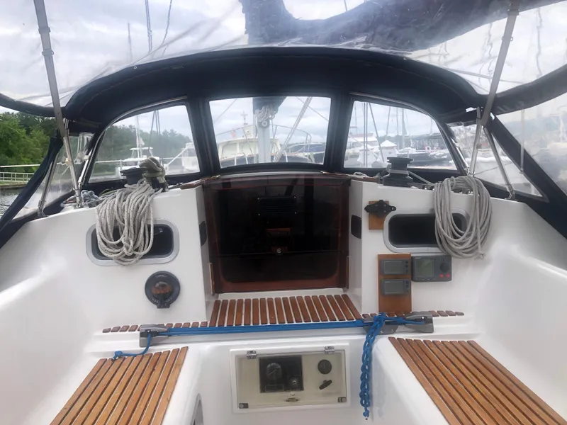 Slide: The Image of Jeanneau Sunshine 38 1988 - 5