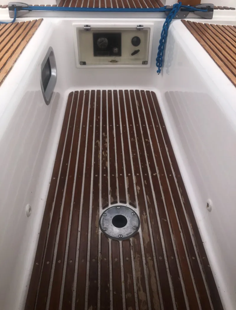 Slide: The Image of Jeanneau Sunshine 38 1988 - 9