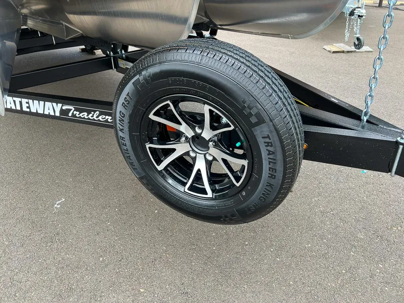 Slide: The Image of Godfrey SW 2486 SFL 2023 - 17