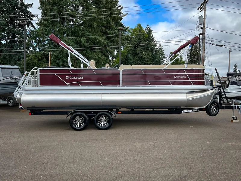 Slide: The Image of Godfrey SW 2486 SFL 2023 - 2