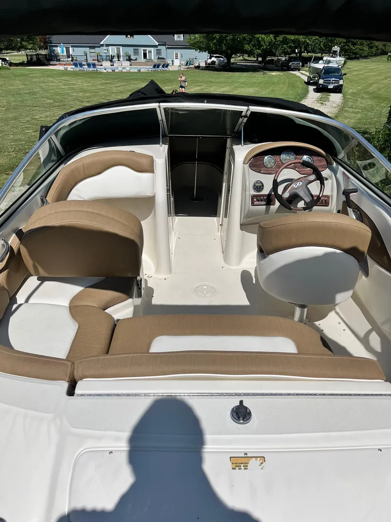 Slide: The Image of Sea Ray 200 Sundeck 2006 - 16