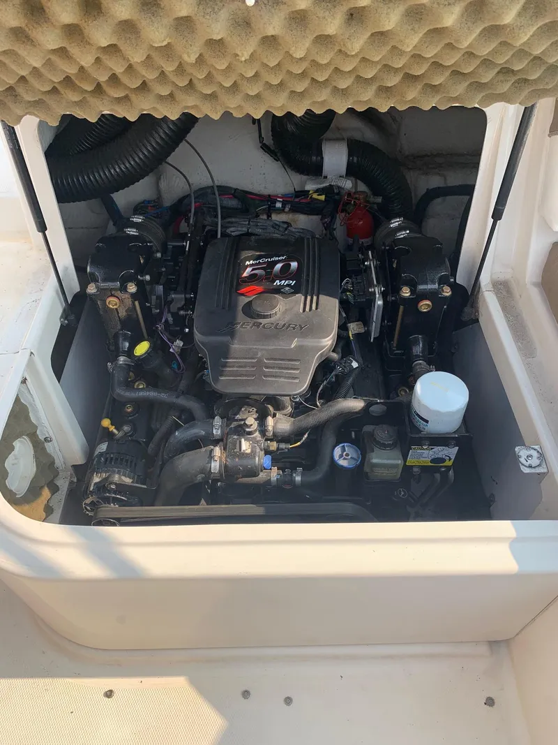 Slide: The Image of Sea Ray 200 Sundeck 2006 - 7