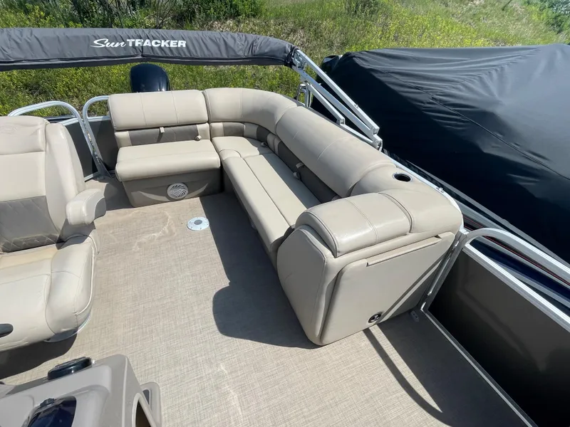 Slide: The Image of 2021 Sun Tracker Party Barge 20 DLX pontoon boat with beige seating. - 5