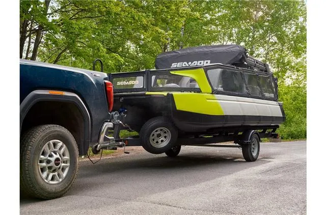 Slide: The Image of Sea-Doo Switch Cruise 21 2023 - 2