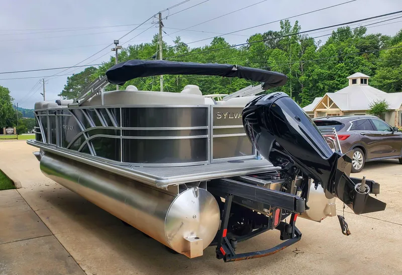 Slide: The Image of Sylvan Mirage 8522 LZ 2023 - 6