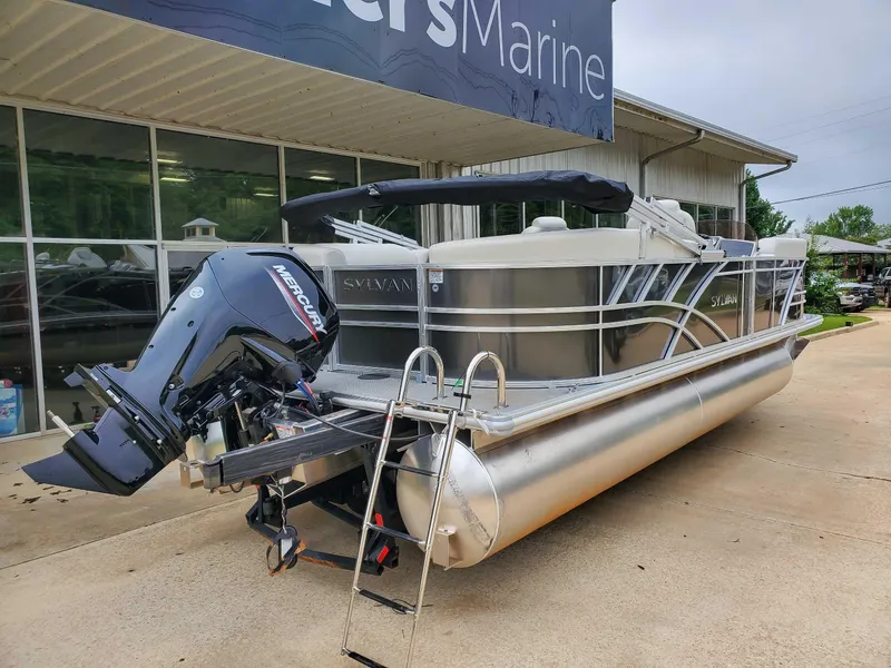 Slide: The Image of Sylvan Mirage 8522 LZ 2023 - 9