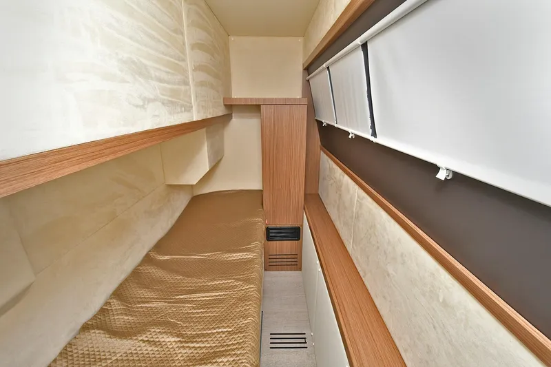 Slide: The Image of Crew Berth - 10