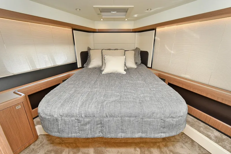 Slide: The Image of VIP Stateroom  - 41