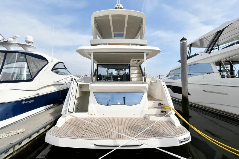 Slide: The Image of Transom  - 7