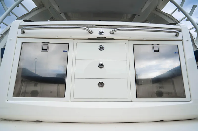 Slide: The Image of Boston Whaler 420 Outrage 2016 - 52