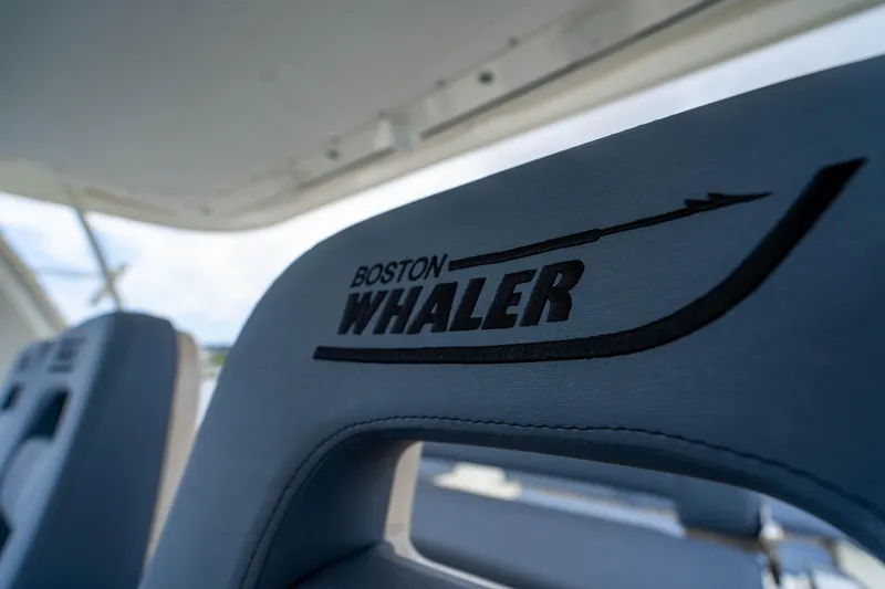 Slide: The Image of Boston Whaler 420 Outrage 2016 - 70