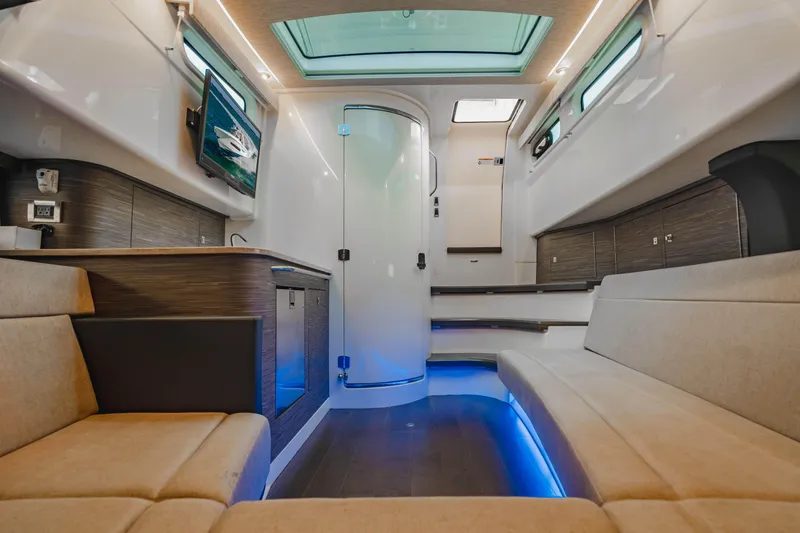 Slide: The Image of Boston Whaler 420 Outrage 2016 - 88