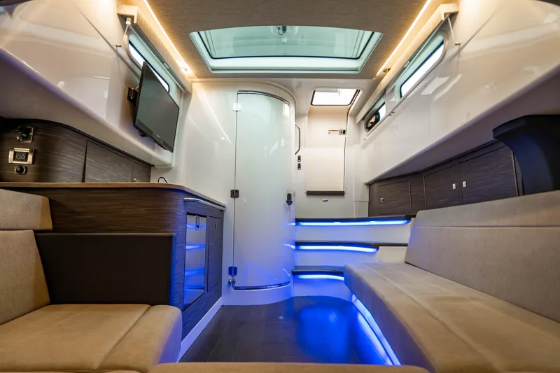 Slide: The Image of Boston Whaler 420 Outrage 2016 - 97