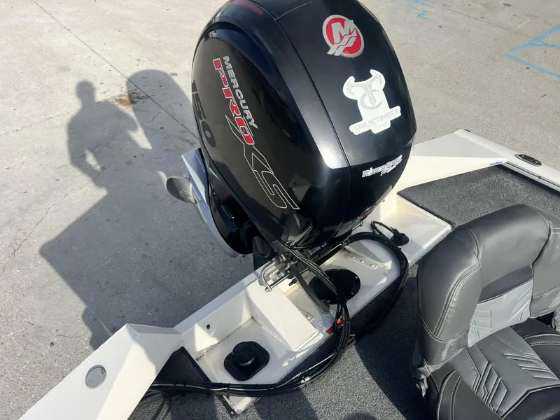 Slide: The Image of Tracker Pro Team 195 TXW TE 2019 - 11