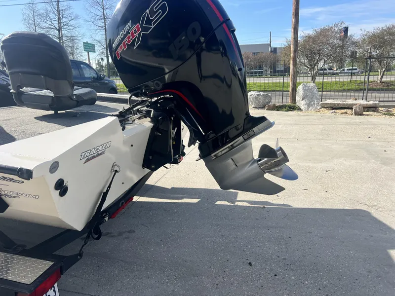 Slide: The Image of Tracker Pro Team 195 TXW TE 2019 - 16