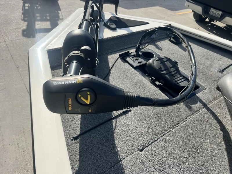 Slide: The Image of Tracker Pro Team 195 TXW TE 2019 - 6