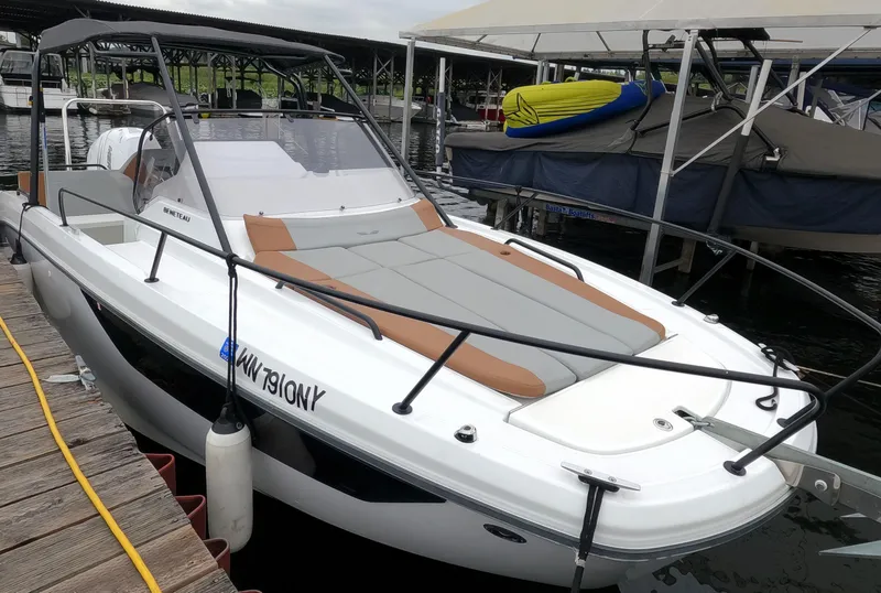 Slide: The Image of 2022 Beneteau Flyer 8 SUNdeck boat docked at marina. - 21