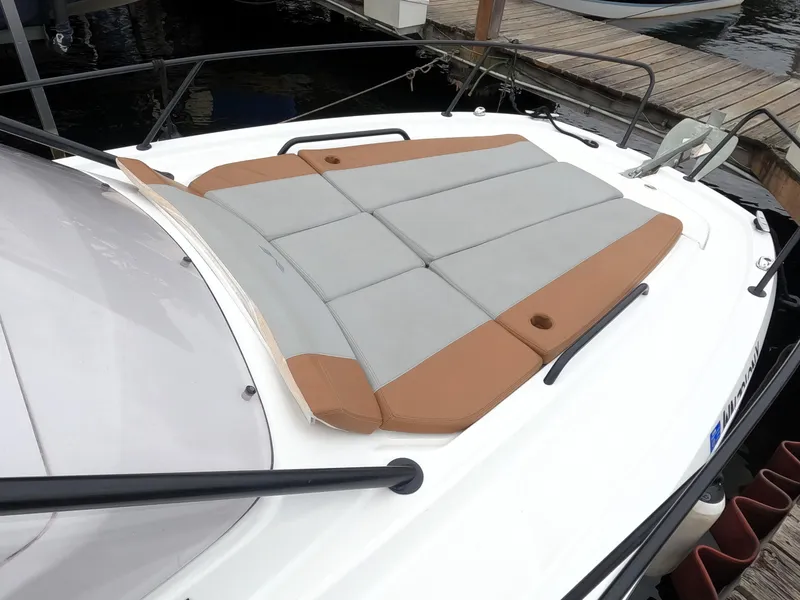 Slide: The Image of 2022 Beneteau Flyer 8 SUNdeck with cushioned sunbathing area on deck. - 25