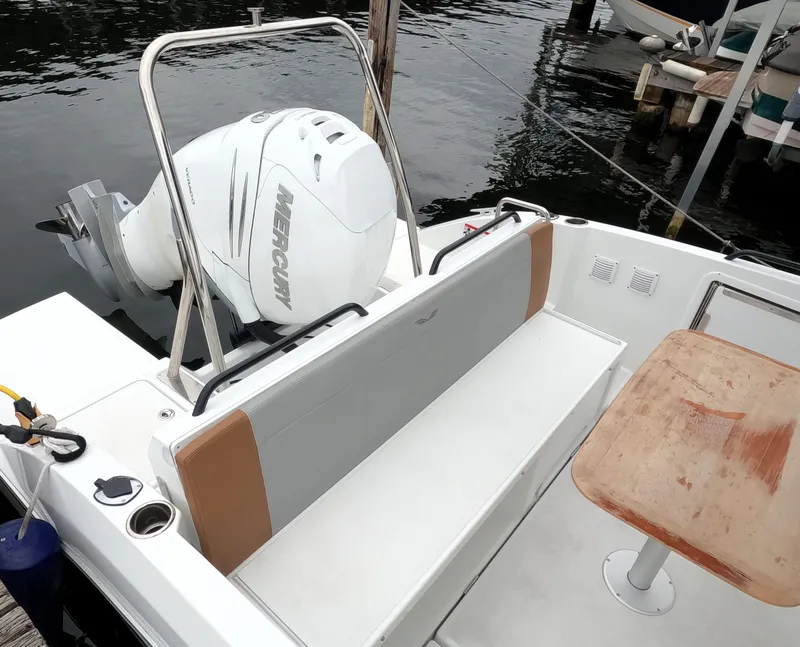 Slide: The Image of 2022 Beneteau Flyer 8 SUNdeck with Mercury outboard engine at dock. - 27
