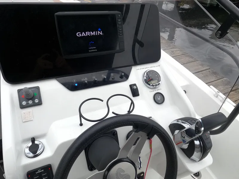 Slide: The Image of Control panel of a 2022 Beneteau Flyer 8 SUNdeck with Garmin navigation system. - 32