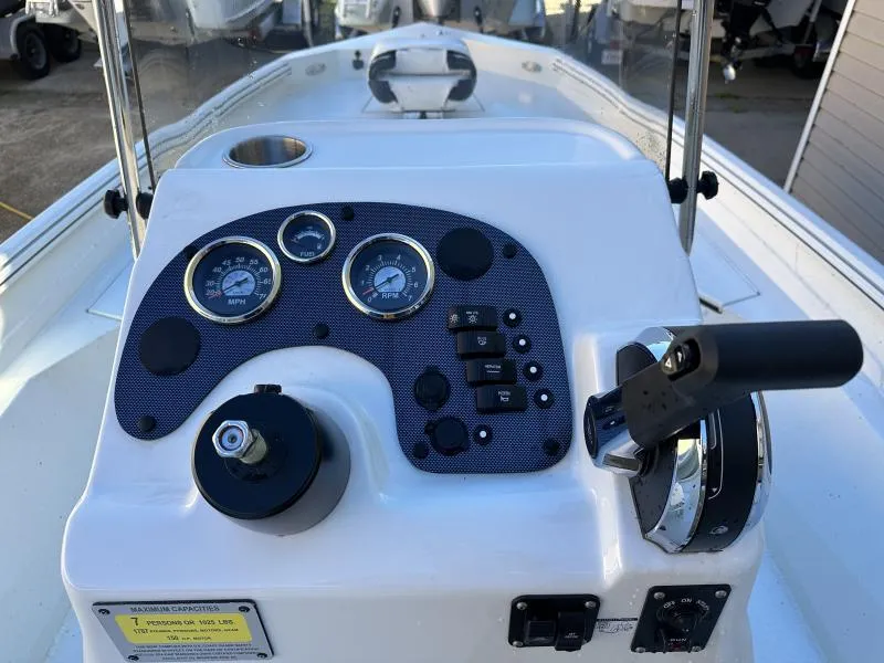 Slide: The Image of Excel Bay Pro 203 2023 - 8