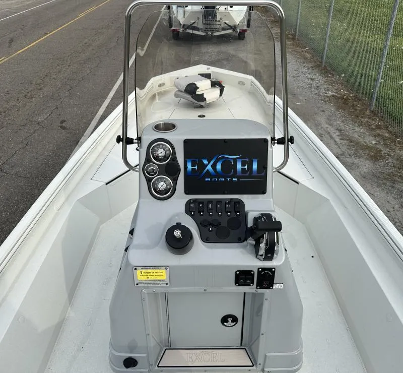 Slide: The Image of Excel Bay Pro 220 2023 - 3