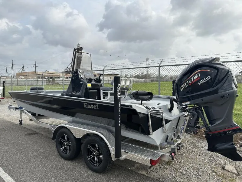 Slide: The Image of Excel Bay Pro 220 2023 - 2