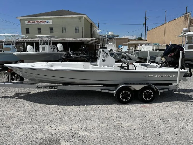 Slide: The Image of Blazer 2420 GTS DELUXE 2023 - 3