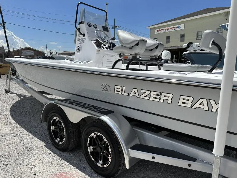 Slide: The Image of Blazer 2420 GTS DELUXE 2023 - 4