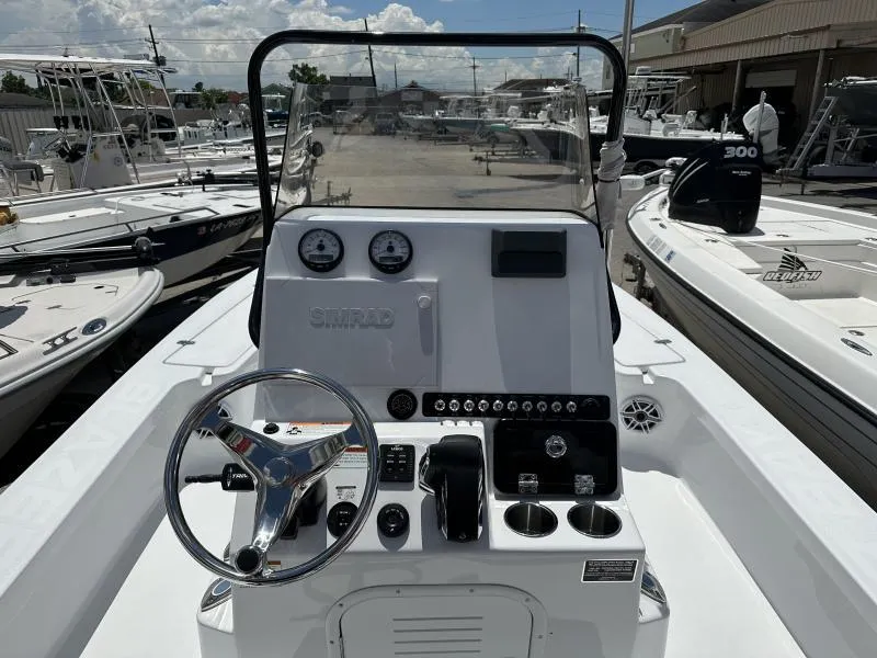 Slide: The Image of Blazer 2420 GTS DELUXE 2023 - 9