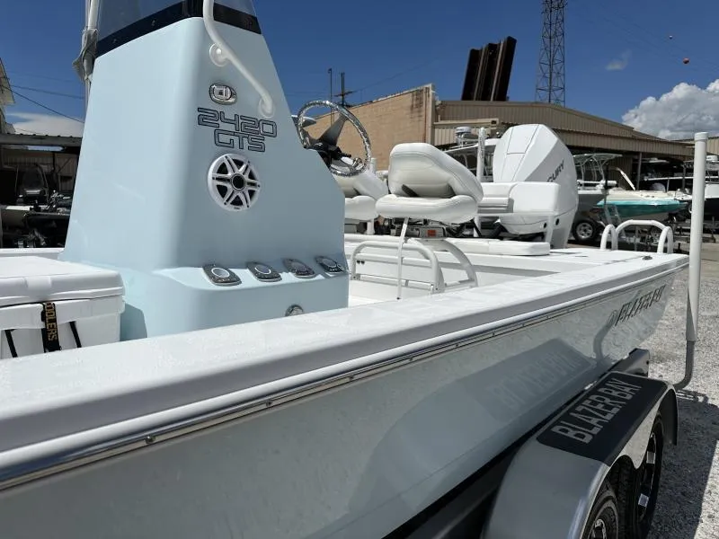 Slide: The Image of Blazer 2420 GTS 2023 - 5