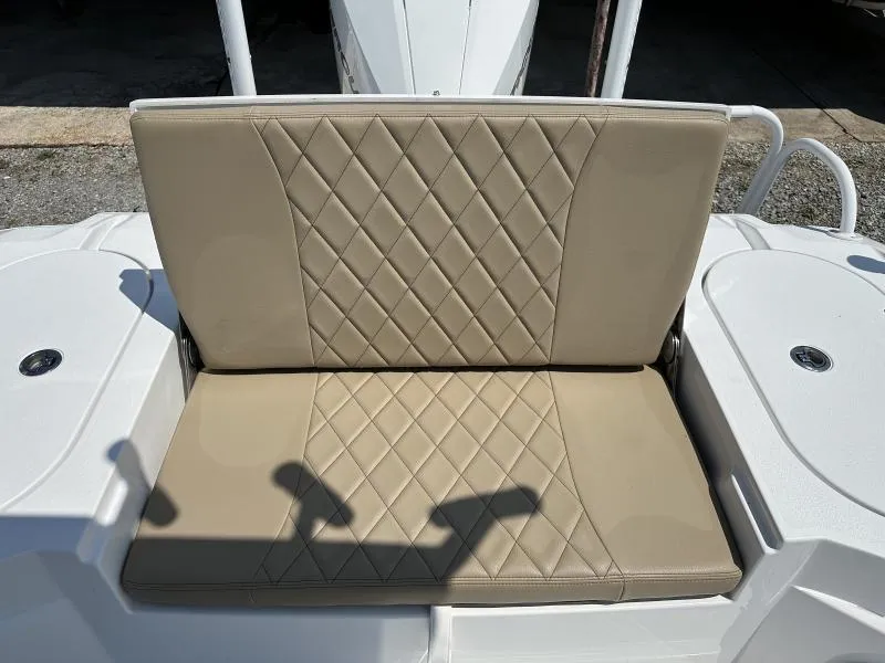 Slide: The Image of Blazer 2440 2023 - 9