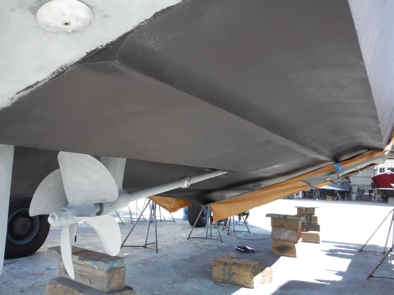 Slide: The Image of Cruisers 455 Express Motoryacht 2005 - 75