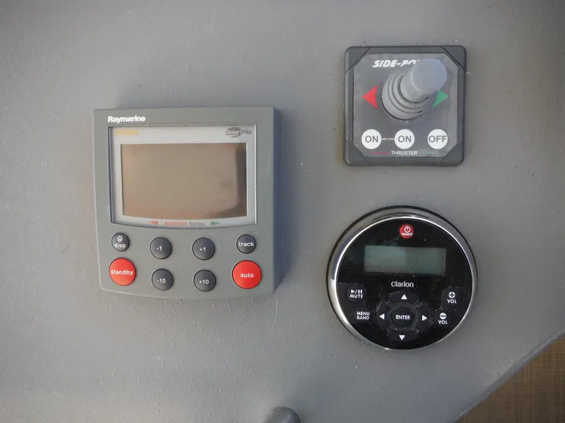 Slide: The Image of Control panel of a 2005 Cruisers Yachts 455 Express Motoryacht. - 13