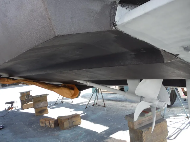 Slide: The Image of Cruisers Yachts 455 Express Motoryacht 2005 - 73