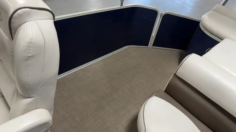 Slide: The Image of Premier 235 SOLARIS 2014 - 63
