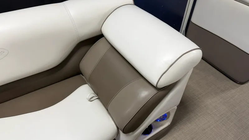 Slide: The Image of Premier 235 SOLARIS 2014 - 49