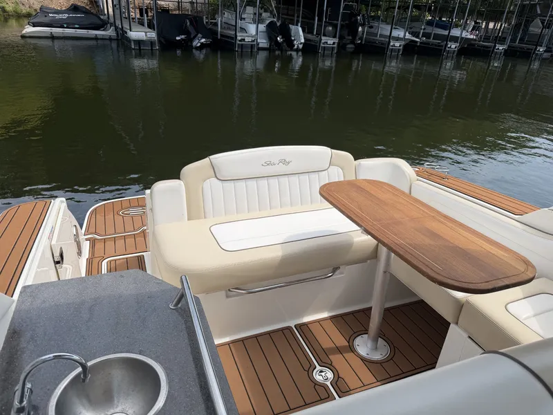 Slide: The Image of Sea Ray 310 SUNDANCER 2012 - 8