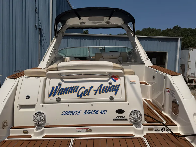 Slide: The Image of Sea Ray 310 SUNDANCER 2012 - 3