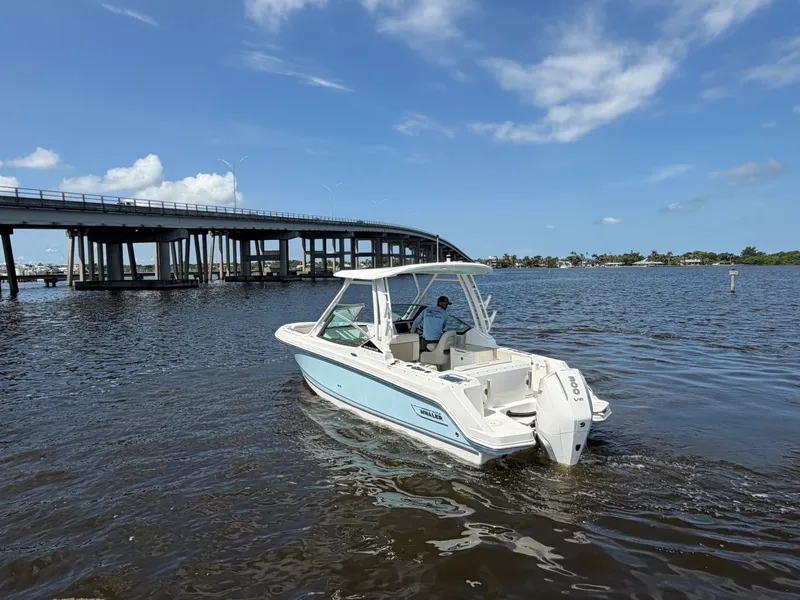 Slide: The Image of Boston Whaler 240 Vantage 2027 - 6